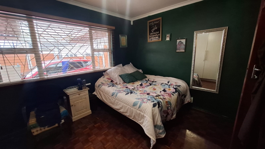 3 Bedroom Property for Sale in Pinati Western Cape